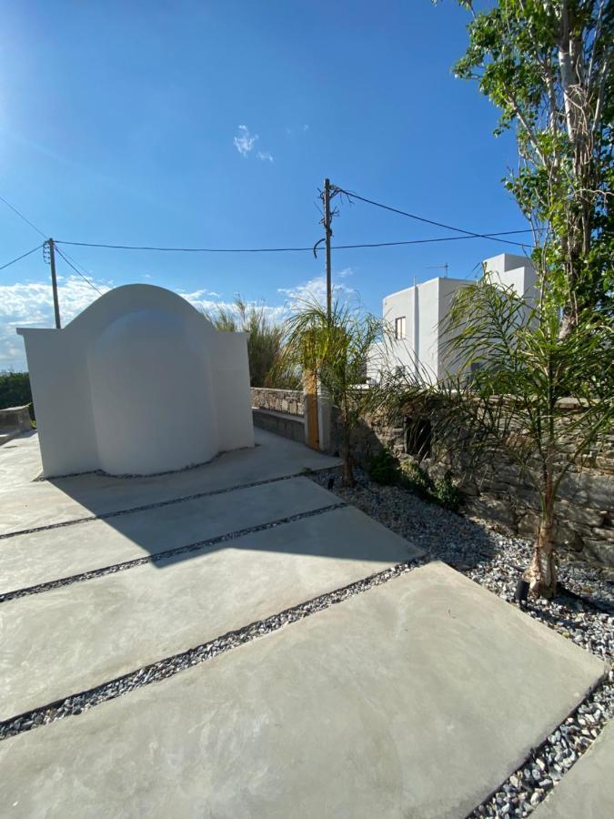Villa Agrabely & Suites Galanado Exterior photo