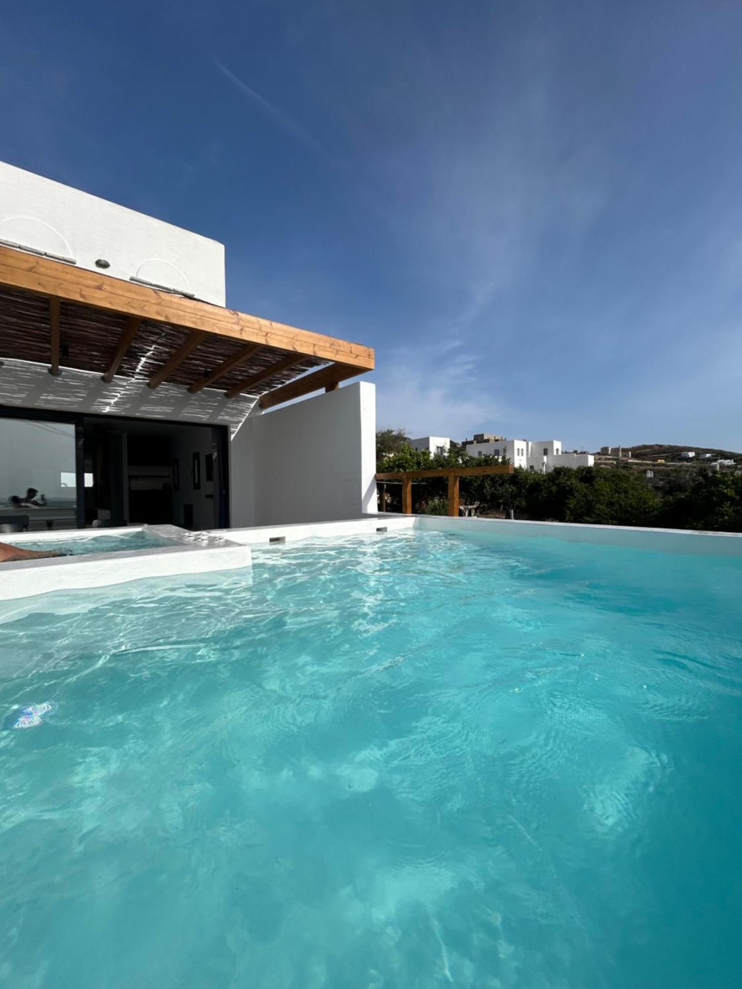 Villa Agrabely & Suites Galanado Exterior photo